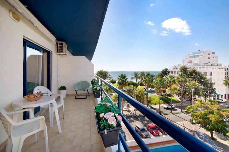 Lovely one bedroom apartment - image 17
