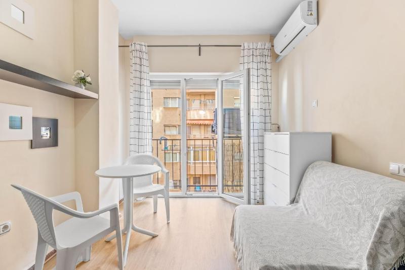 Apartamento a 200m de la Playa - image 4