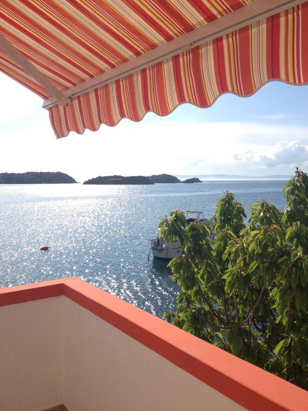 Comfort Two-Bedroom Apartment with Sea View image 2