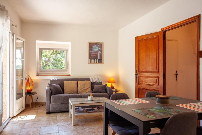 Somptueux appartement avec Jardin - image 1