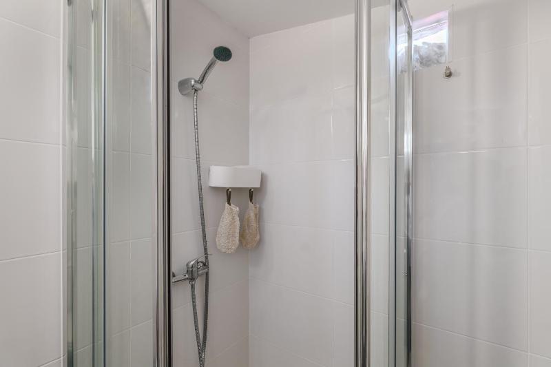 Birre House - image 13
