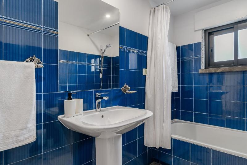 Birre House - image 20