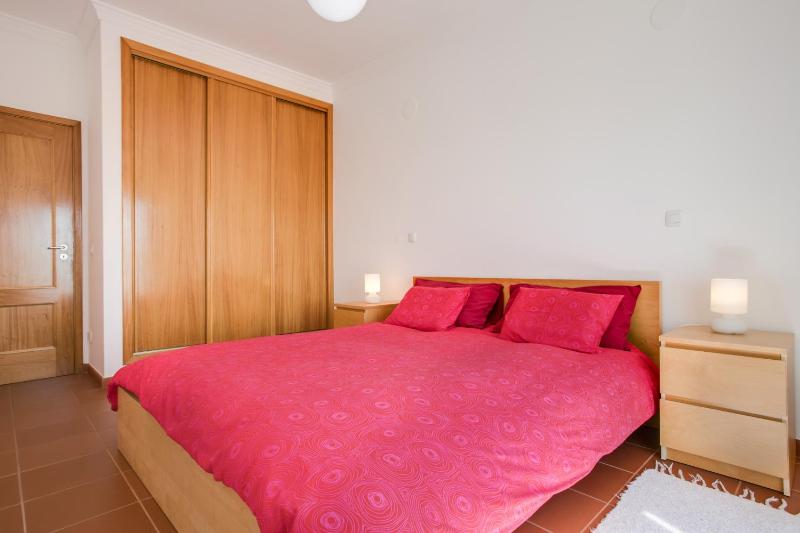 Meia Praia Beach Apartment - image 3