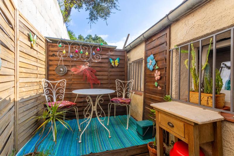 Appartement le Patio avec piscine - image 12