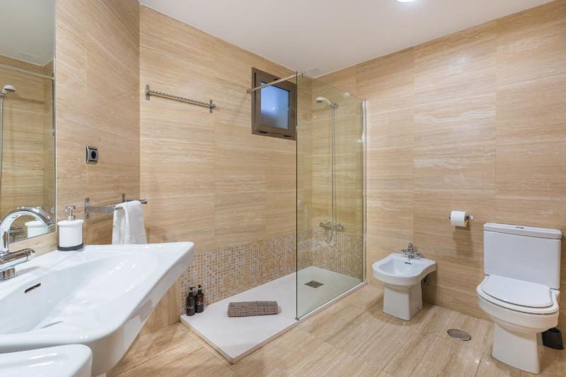 Apartamento Moderno Calle Larios - image 27