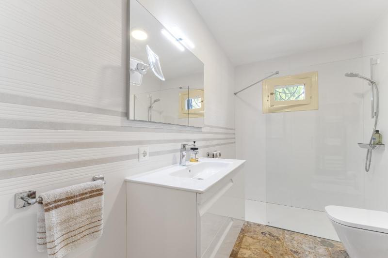 Luxury villa next beach Cabo Roig - image 34