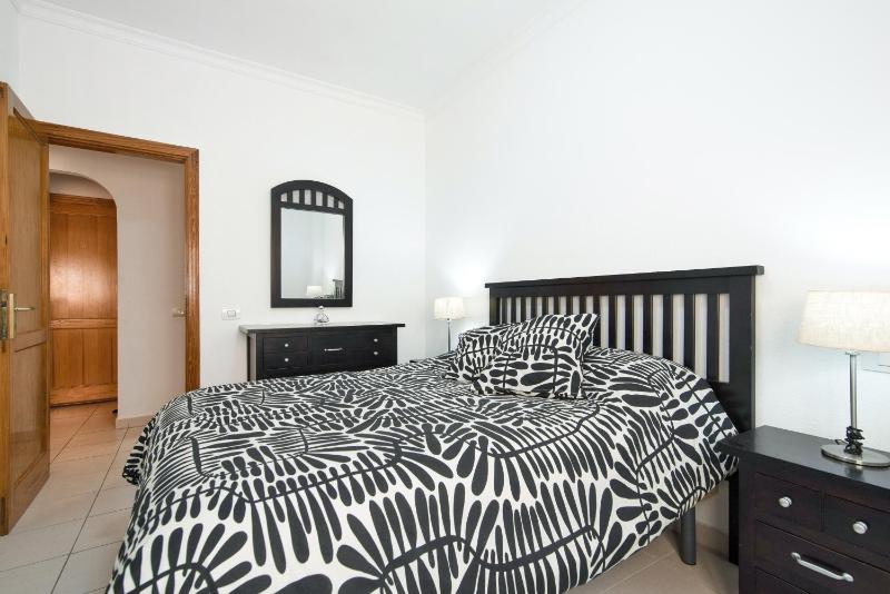 Cia Molina - image 22