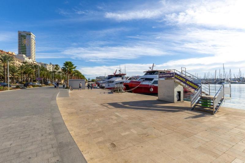 City And Beach By Fidalsa - image 9