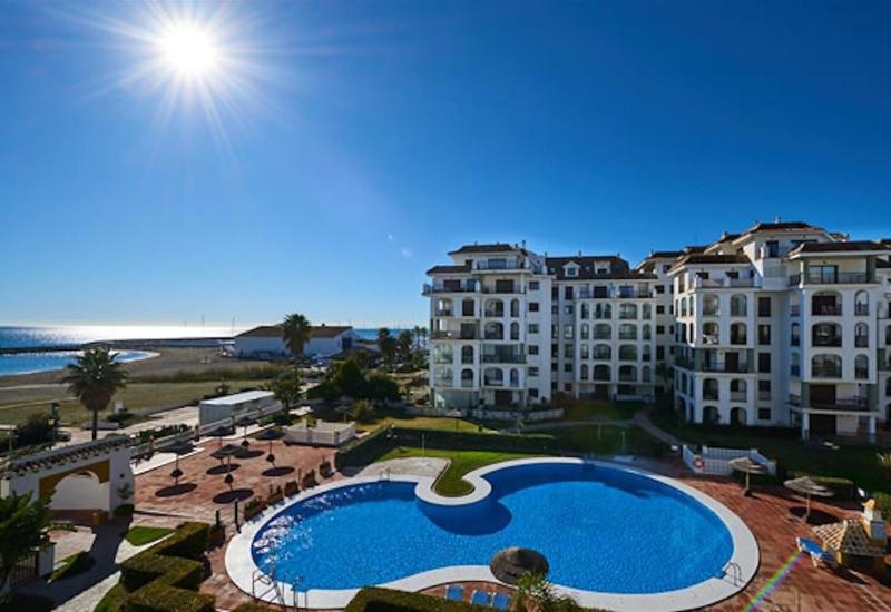 Marina La Duquesa Beach Resort Apa - image 12