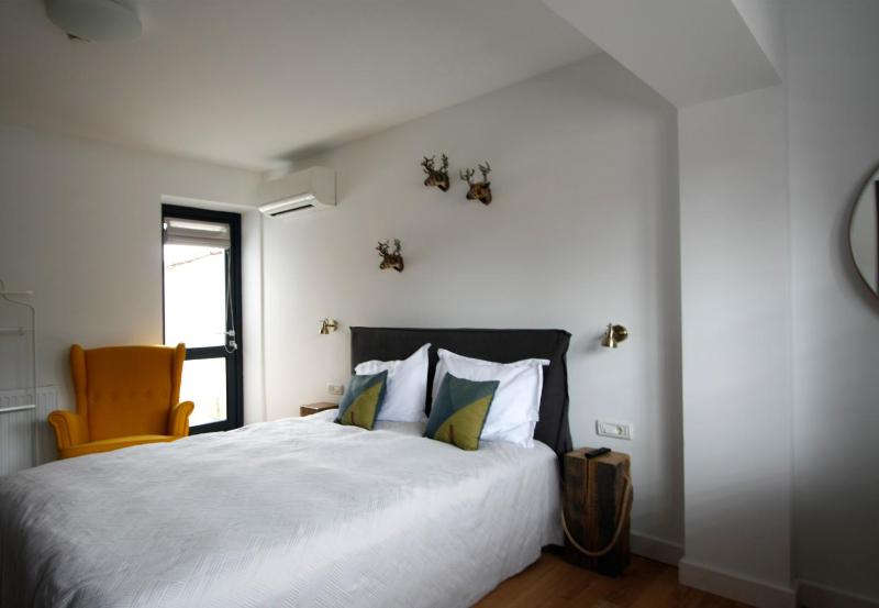 Standard Double Room - Ground Floor image 3