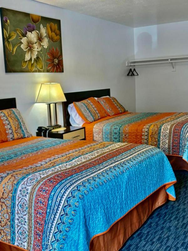 Motel West - image 17
