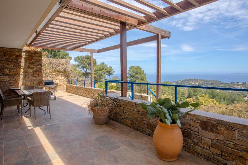 Maison Gaou Bénat Piscine Vue mer - image 20