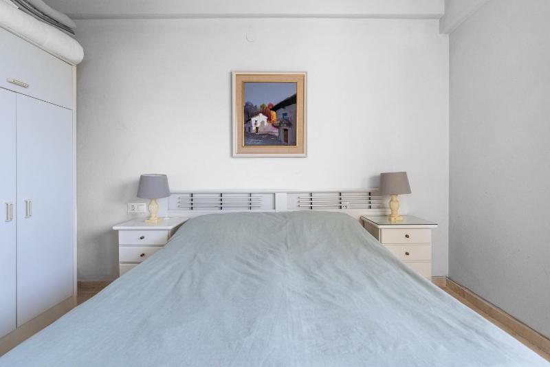 Fuengirola City Centre Apartment - image 3