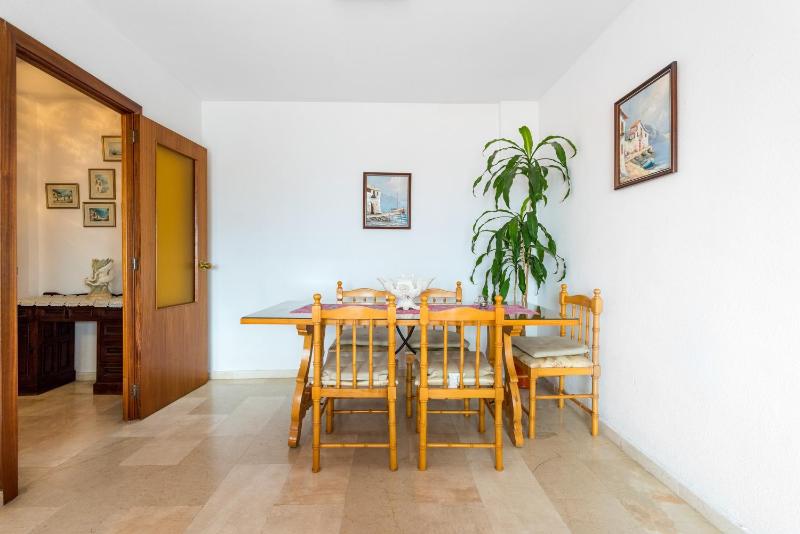 Fuengirola City Centre Apartment - image 24