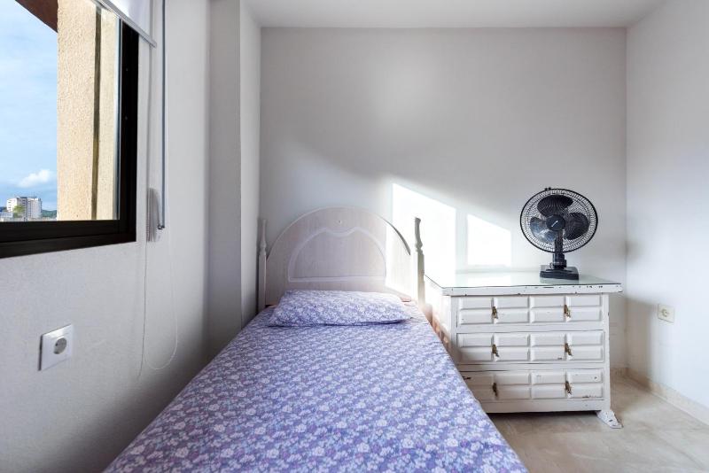 Fuengirola City Centre Apartment - image 7