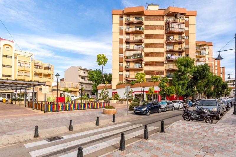 Fuengirola City Centre Apartment - image 17