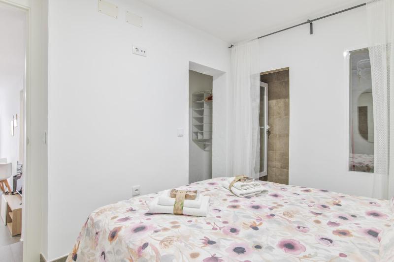 Almarvejer Apartment Self Check-in - image 16