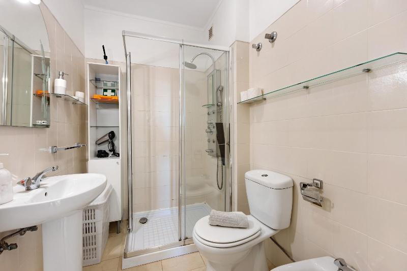 House Amendoeiras - image 7