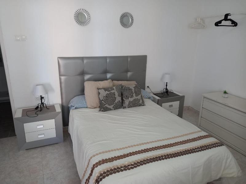 Centric apartment in Malaga - image 9