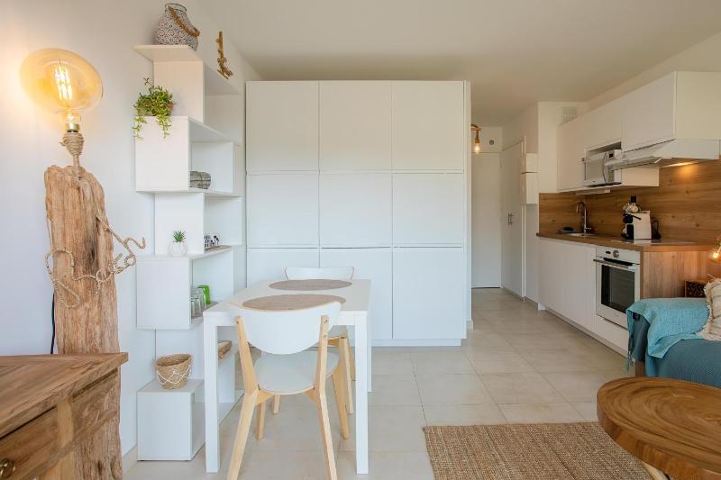 Studio Golfe de Saint Tropez - image 8