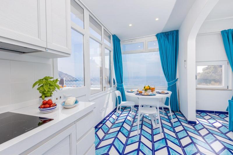 Aurora Luxury Suites Seaview - image 40