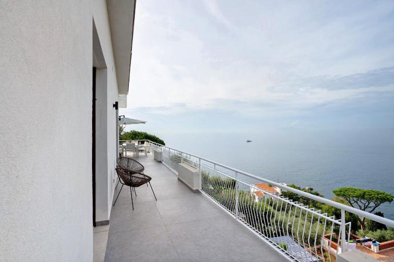 Luxury Villa La Balena Blu - image 25