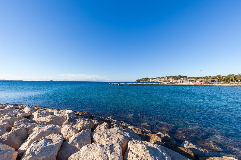 Sanary Sur MerSoleil Et Douceur Il - image 7