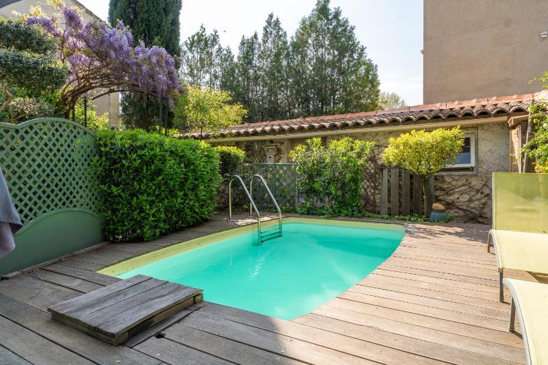 Studio avec piscine à Avignon - image 4