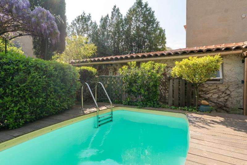 Studio avec piscine à Avignon - image 10