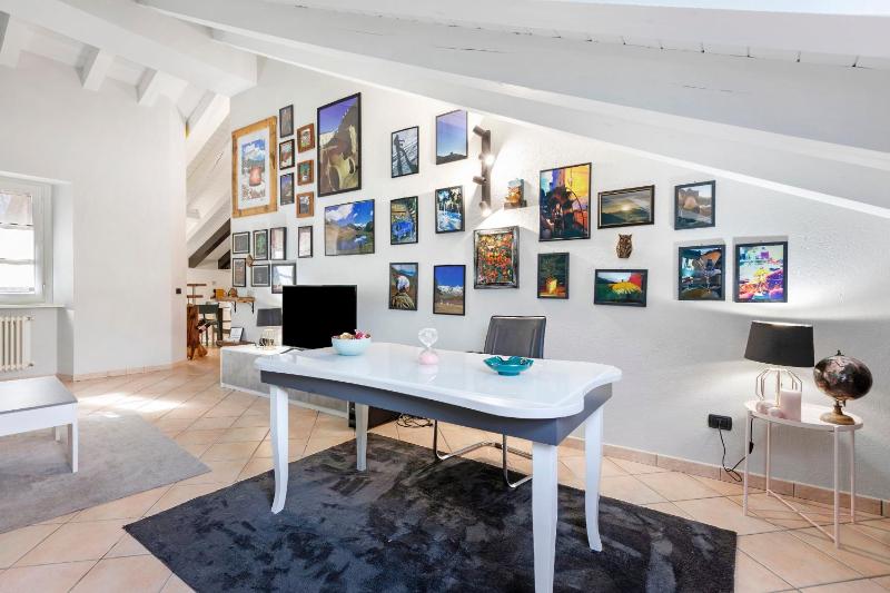 Mema Holiday Home - image 32