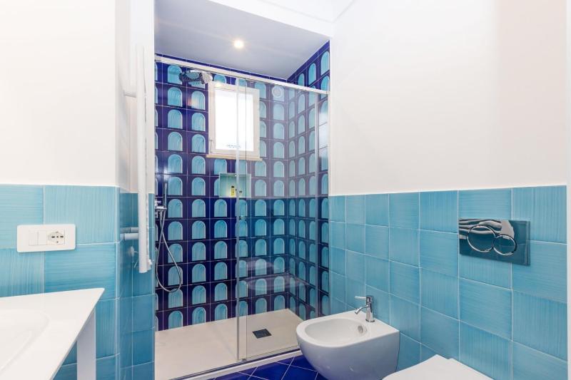 Aurora Luxury Suites Seaview - image 44