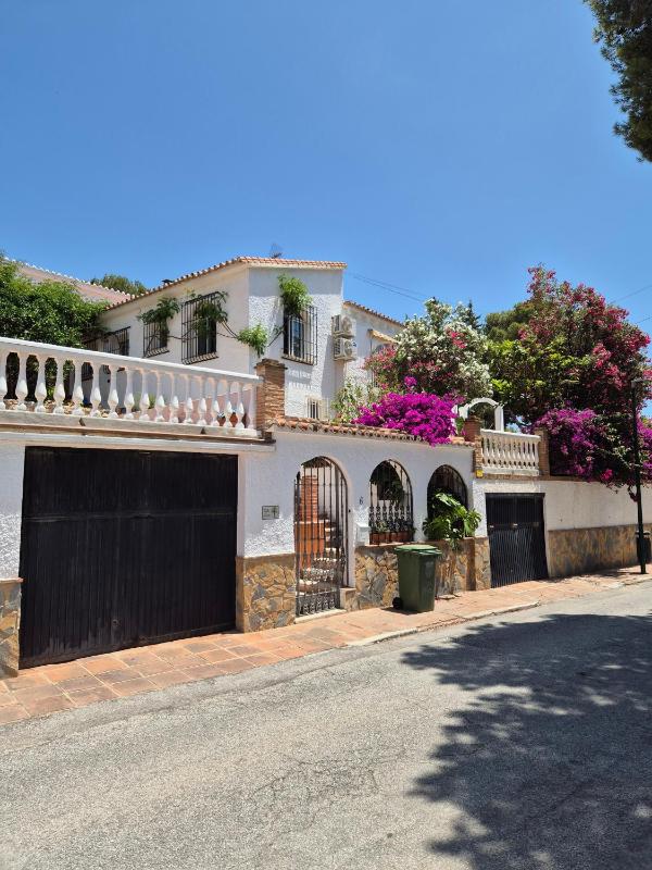 Andalusian Villa - image 12