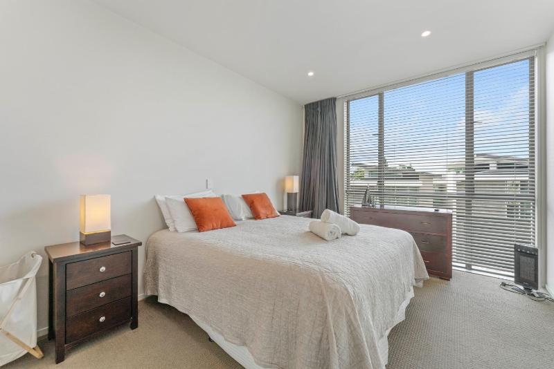 Riverlight Nook - Lake Taupo Holiday Home - image 26