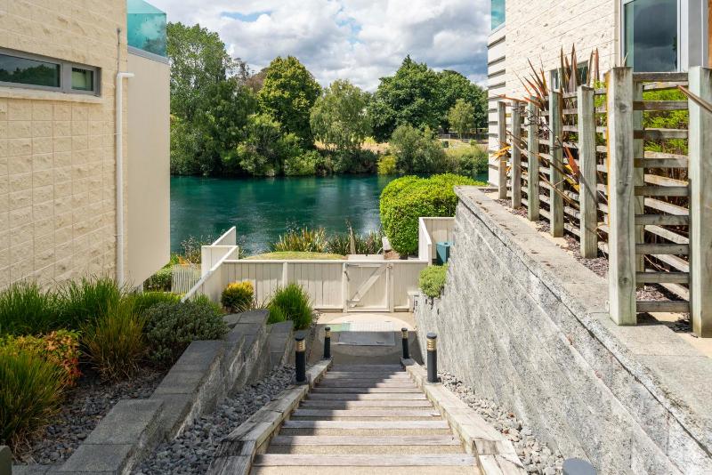 Riverlight Nook - Lake Taupo Holiday Home - image 10