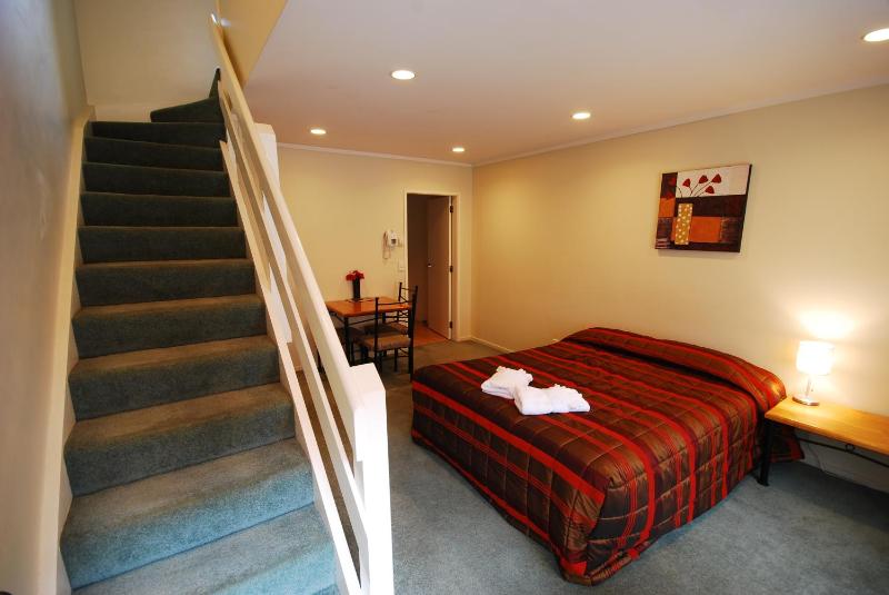 Baden Lodge Motel - PRIVATE SPA Bath - image 8