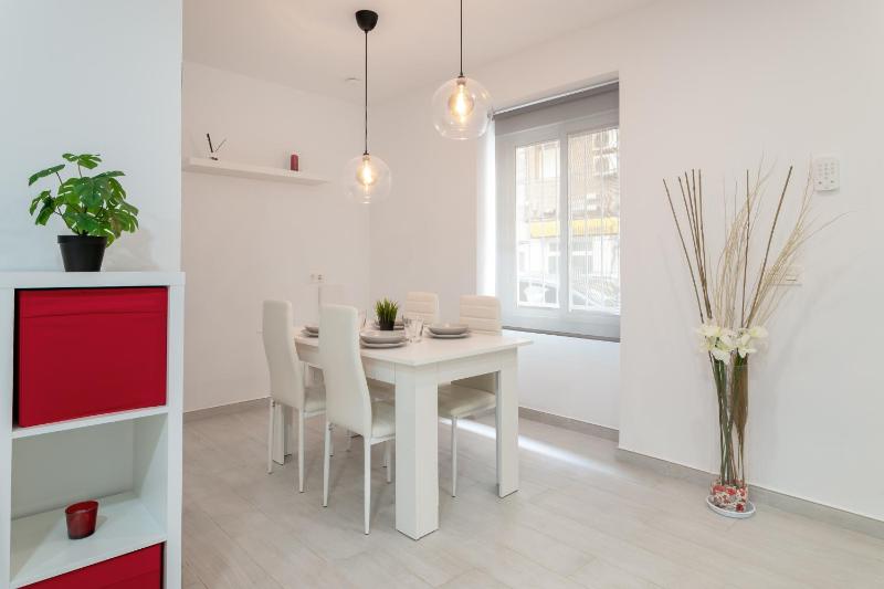 Alison's apartment - image 9