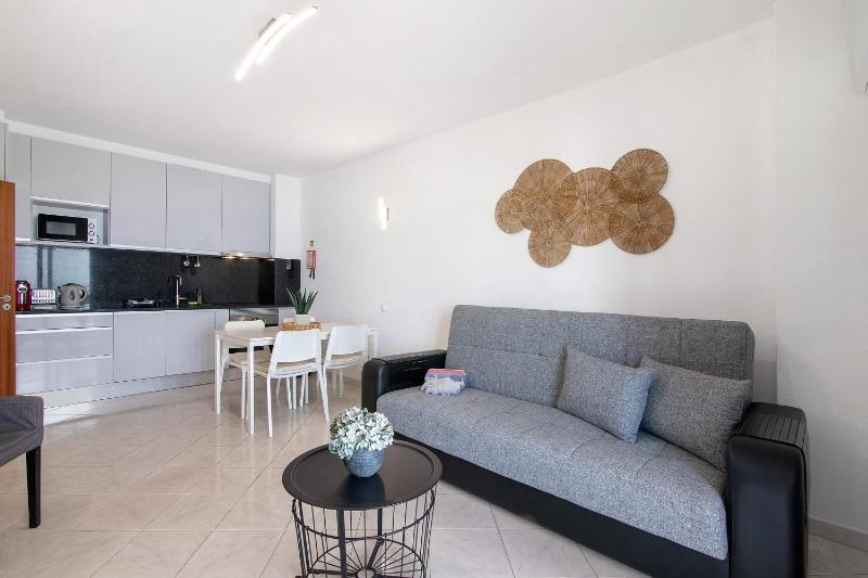 T1 com vista mar - image 11