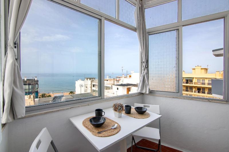 T1 com vista mar - image 19