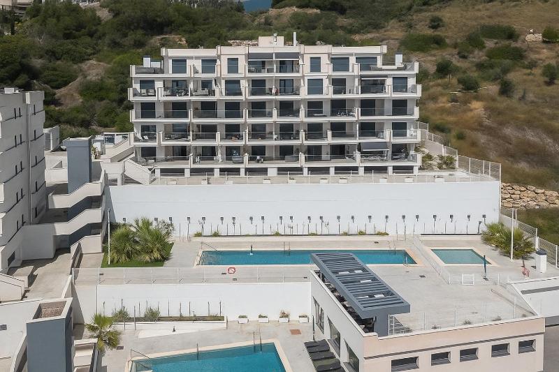 Icon Marina la Ola - image 17