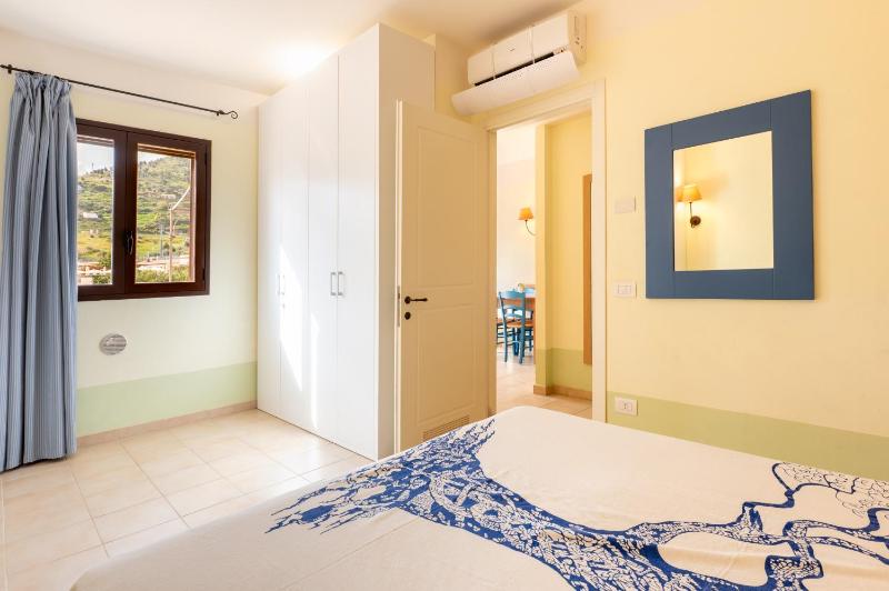 Cefalù Seaside Pool Villa - image 4