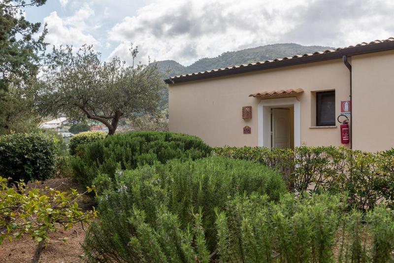 Cefalù Seaside Pool Villa - image 14