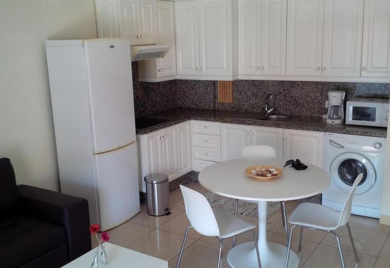 Los Cristianos plaza property - image 13