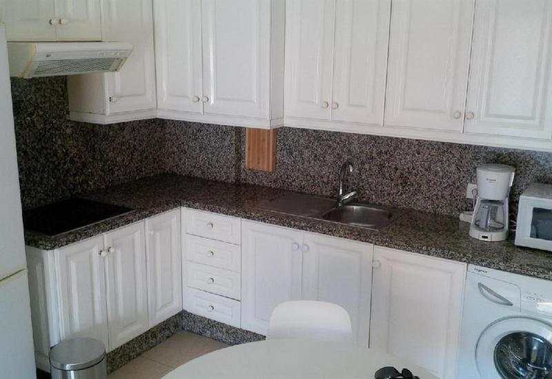 Los Cristianos plaza property - image 8