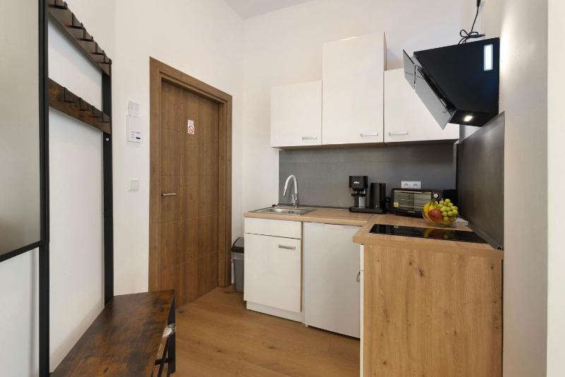 Altstadt Residenz - image 31