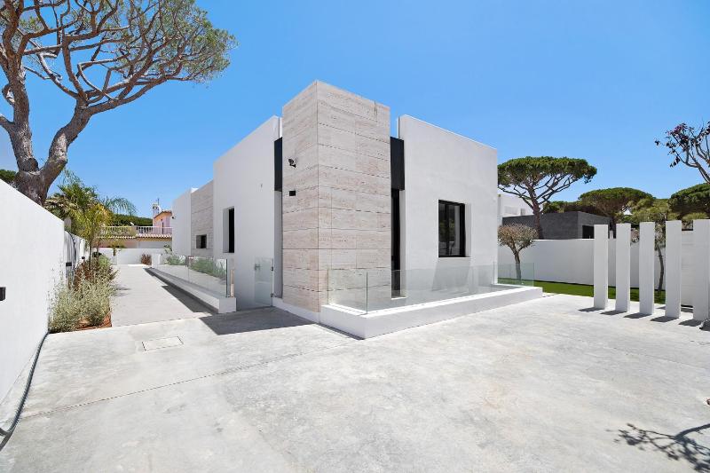Lola Sea Villa - image 28