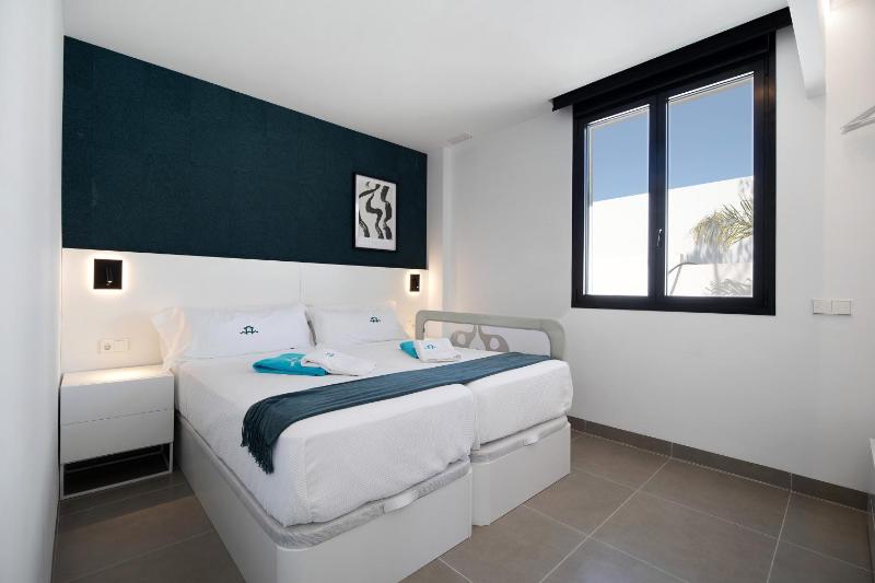 Lola Sea Villa - image 5