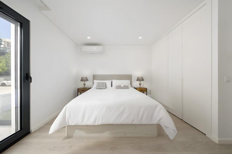 Luxury T2 Apartment In Cabanas - image 7