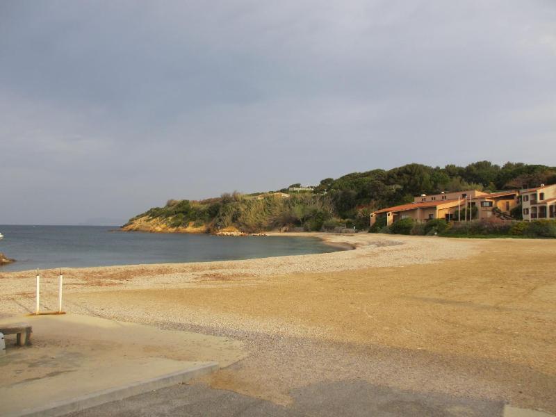 Appartement vue mer 100m plage - image 16