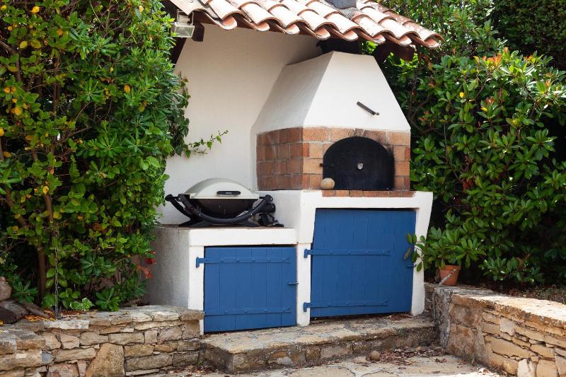 Maison bord de mer piscine et clim - image 31