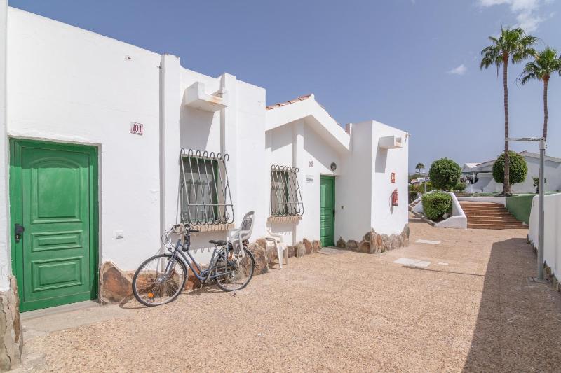 Beautiful Bungalow Maspalomas Lago - image 12